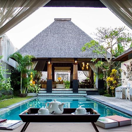 Villa Arwana Estate à Seminyak Extérieur photo