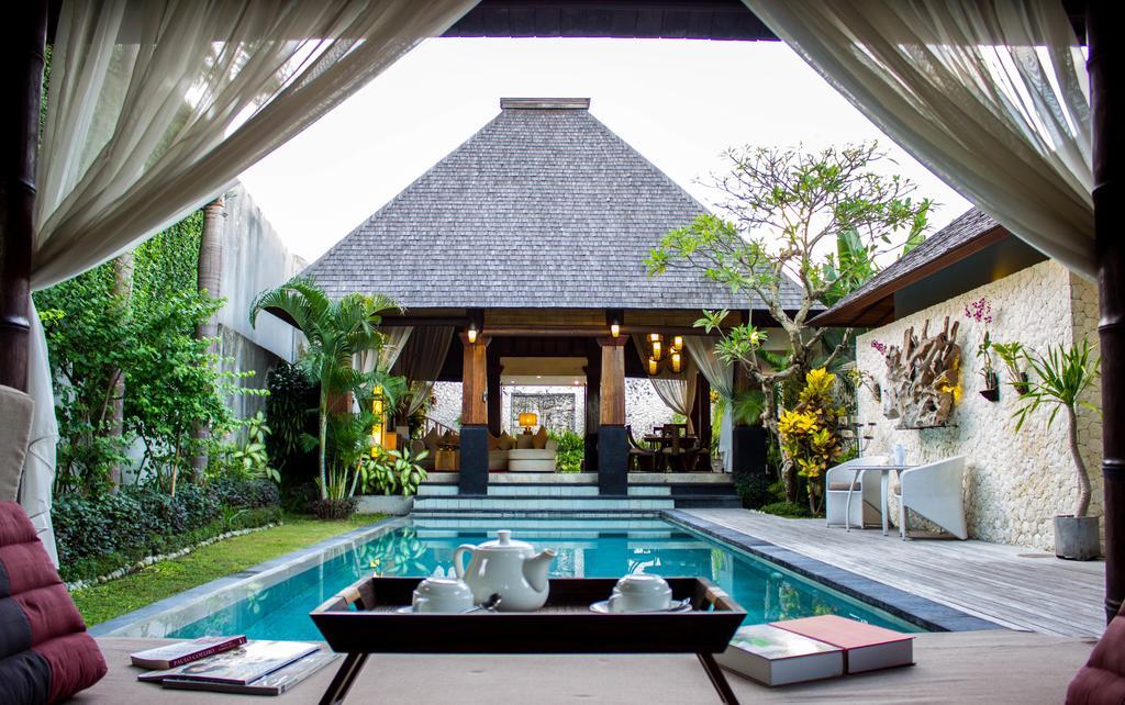 Villa Arwana Estate à Seminyak Extérieur photo