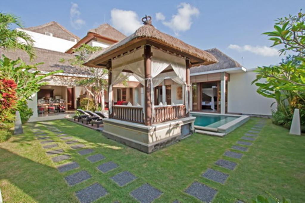 Villa Arwana Estate à Seminyak Extérieur photo