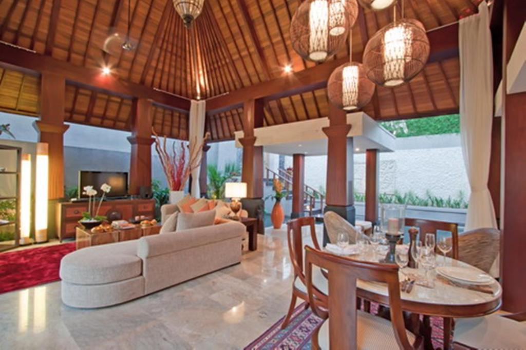 Villa Arwana Estate à Seminyak Extérieur photo