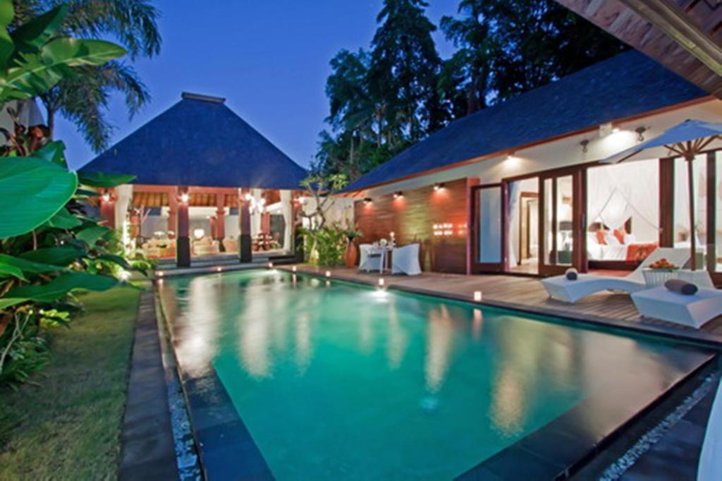 Villa Arwana Estate à Seminyak Extérieur photo